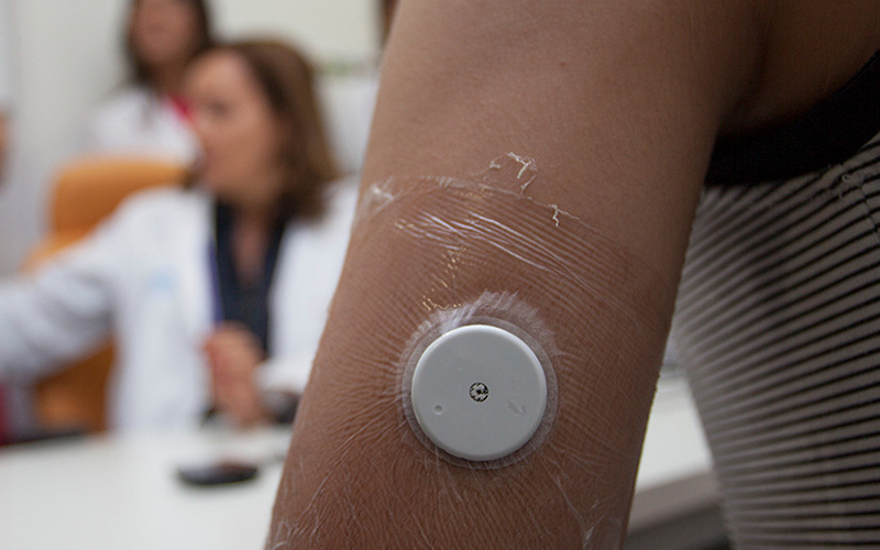 El SERIS extiende el Programa de Monitorización de Diabetes para reforzar la asistencia sanitaria en centros sociosanitarios