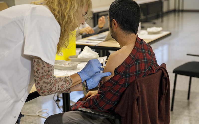 Los centros de salud de Haro y Calahorra ofrecerán el próximo 3 de diciembre vacunación sin cita previa frente a la gripe y el COVID