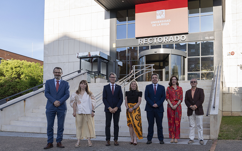 La UR impartirá el Grado de Medicina el próximo curso 2026-2027 con 30 plazas en modalidad presencial